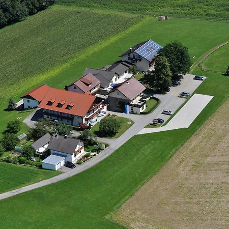 Fruehstuecks-Pension Lichtenauer Hof Hotell Thyrnau Exteriör bild