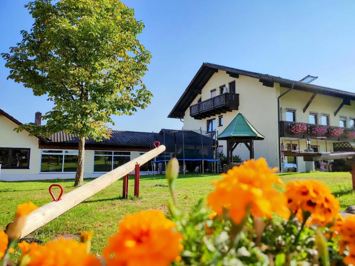 Fruehstuecks-Pension Lichtenauer Hof Hotell Thyrnau Exteriör bild